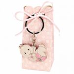 Llavero bebé niña con chupete y caja con peladillas