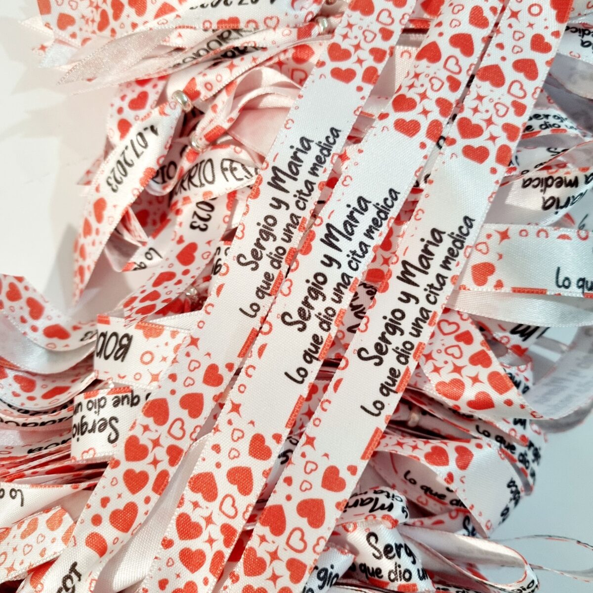 pulseras tela corazones baratas