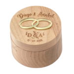 Caja porta alianzas doradas