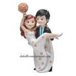 Figura tarta novios en brazos